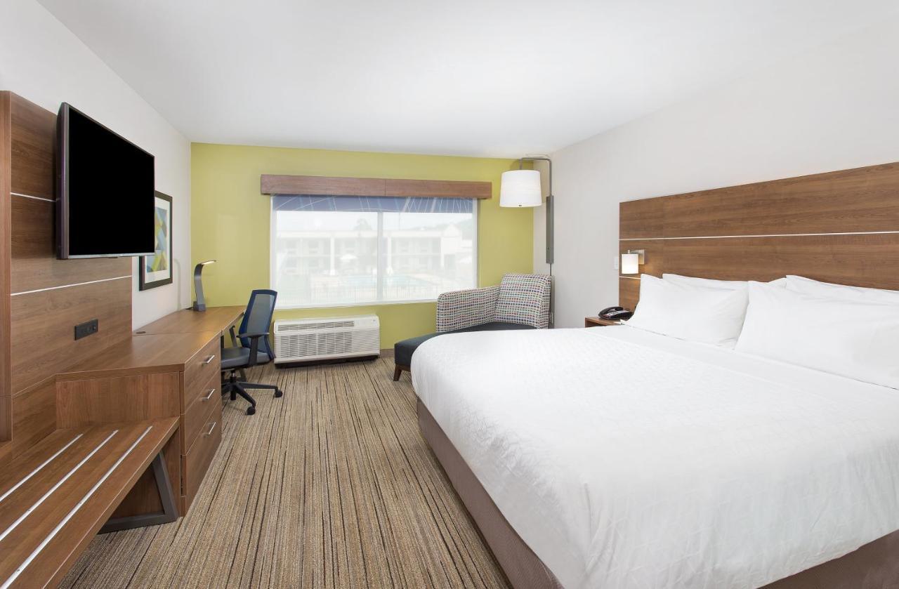 Holiday Inn Express Williamsburg By Ihg Exterior foto