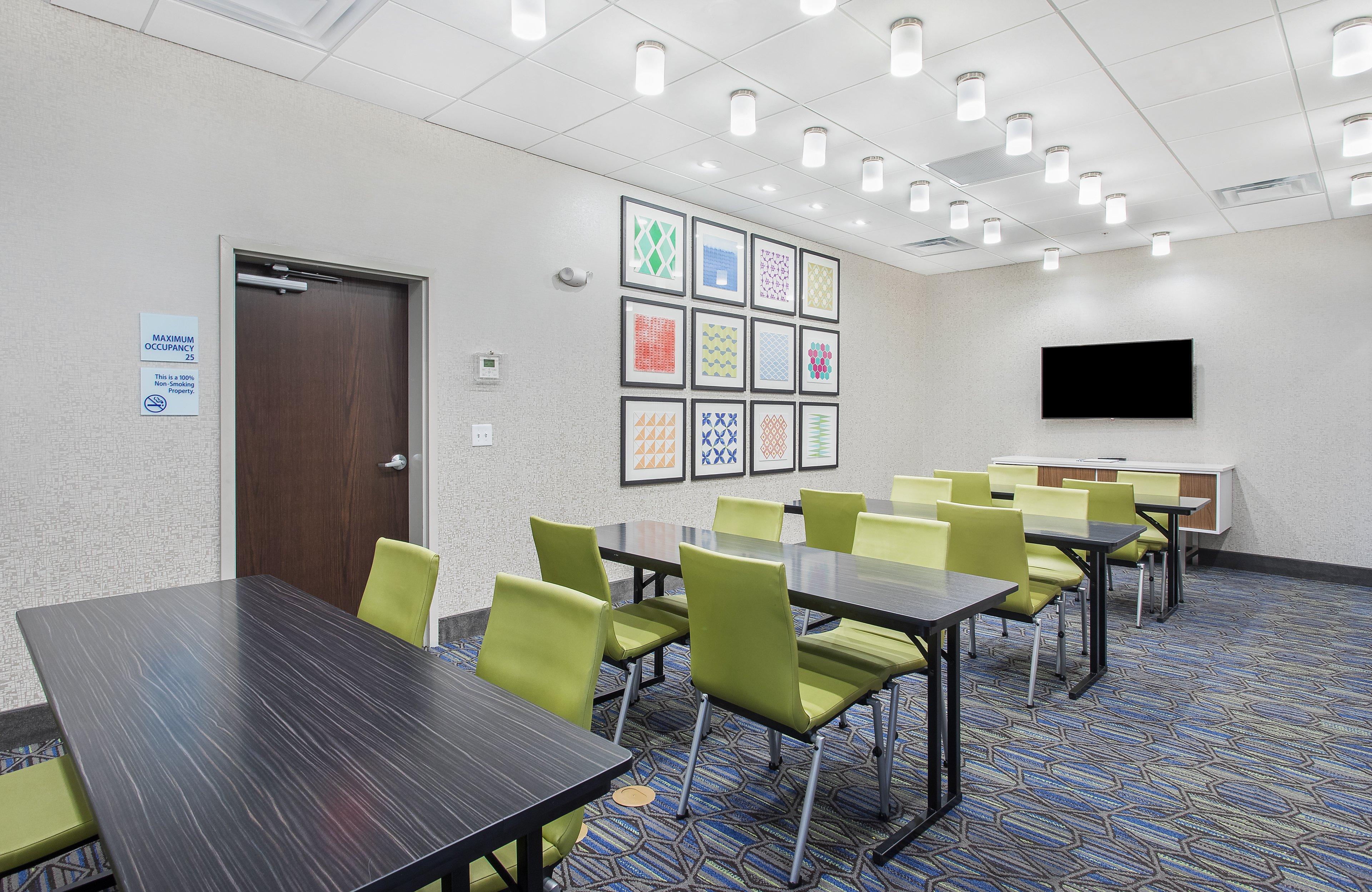Holiday Inn Express Williamsburg By Ihg Exterior foto
